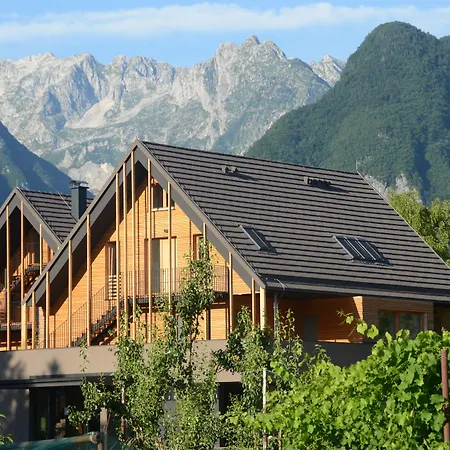 Sanje Ob Soci ***/****