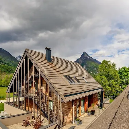 Sanje Ob Soci ***/**** Отель Бовец